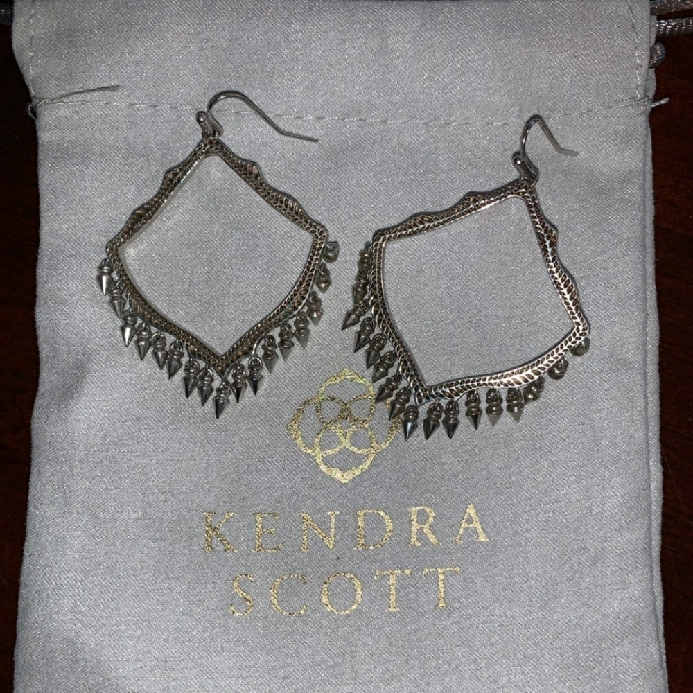 Kendra Scott Lacy silver Earrings